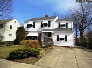 1263 Gordon Rd, Lyndhurst, OH 44124