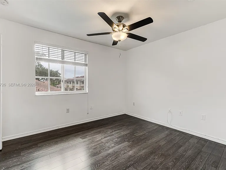 8900 NE 8th Ave #1107 — Photo 26