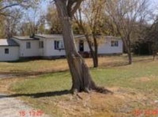 354 29th Ave, Moundridge, KS 67107