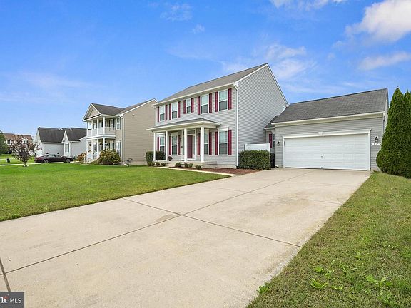 2nd image of 62 Deerberry Dr