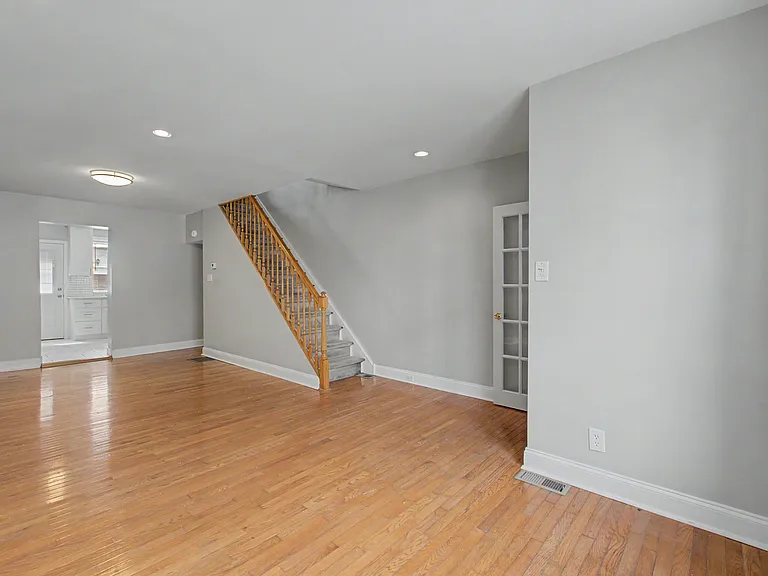 2340 S Hutchinson St — Photo 12