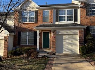 484 Summit Tree Ct, Fenton, MO 63026