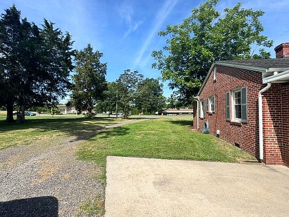 4th image of 5091 Mary Ball Rd