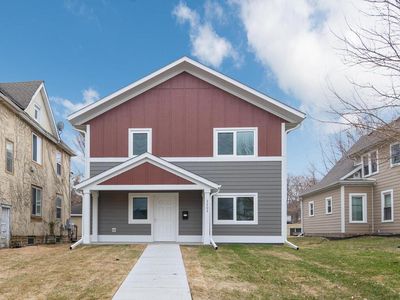2207 Queen Ave N, Minneapolis, MN, 55411