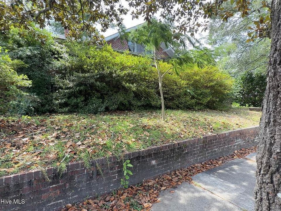 1st image of 126 Brookwood Avenue