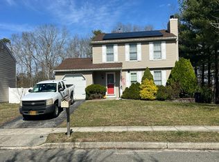 50 Bayside Ave, Barnegat, NJ 08005