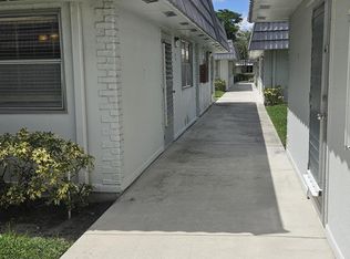17 Valencia A, Delray Beach, FL 33446