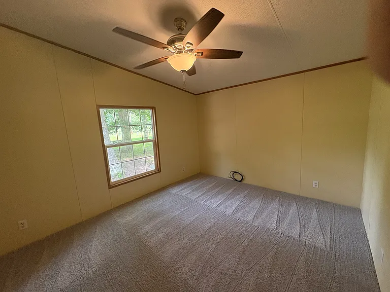 131 Laurel Trails Rd — Photo 5