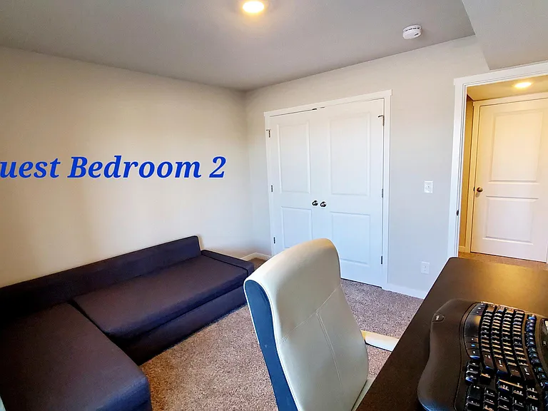 381 NE Mink Dr — Photo 14