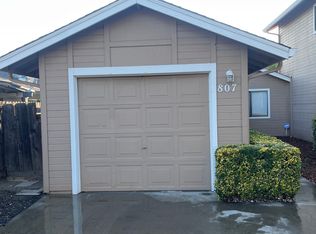 807 Grandview Cir #807, Turlock, CA 95382