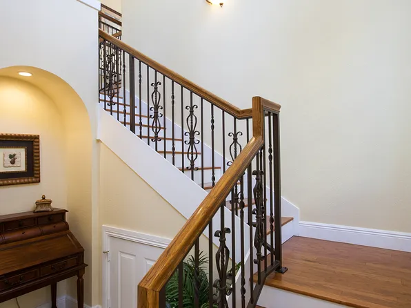 9062 Cascada Way APT 202, Naples, FL 34114