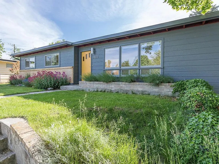 2822 N Tartan Pl — Photo 3