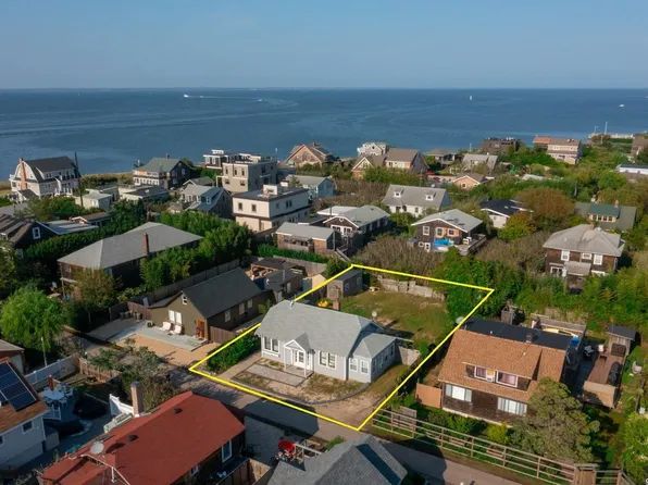 12 Surfview Walk, Seaview, NY 11770