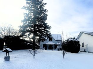 103 Queen Charlotte St, Ottawa, ON K0A 2Z0