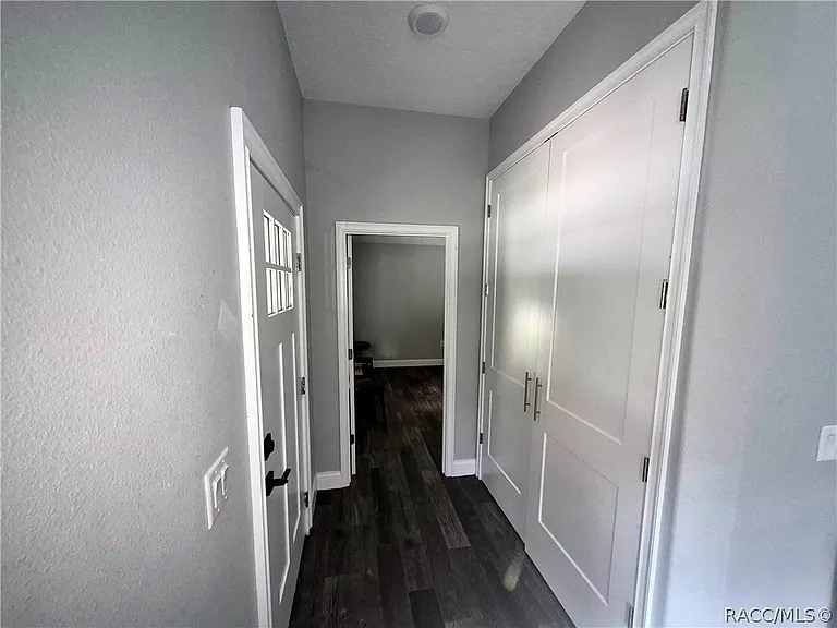 11751 Bostick St — Photo 6
