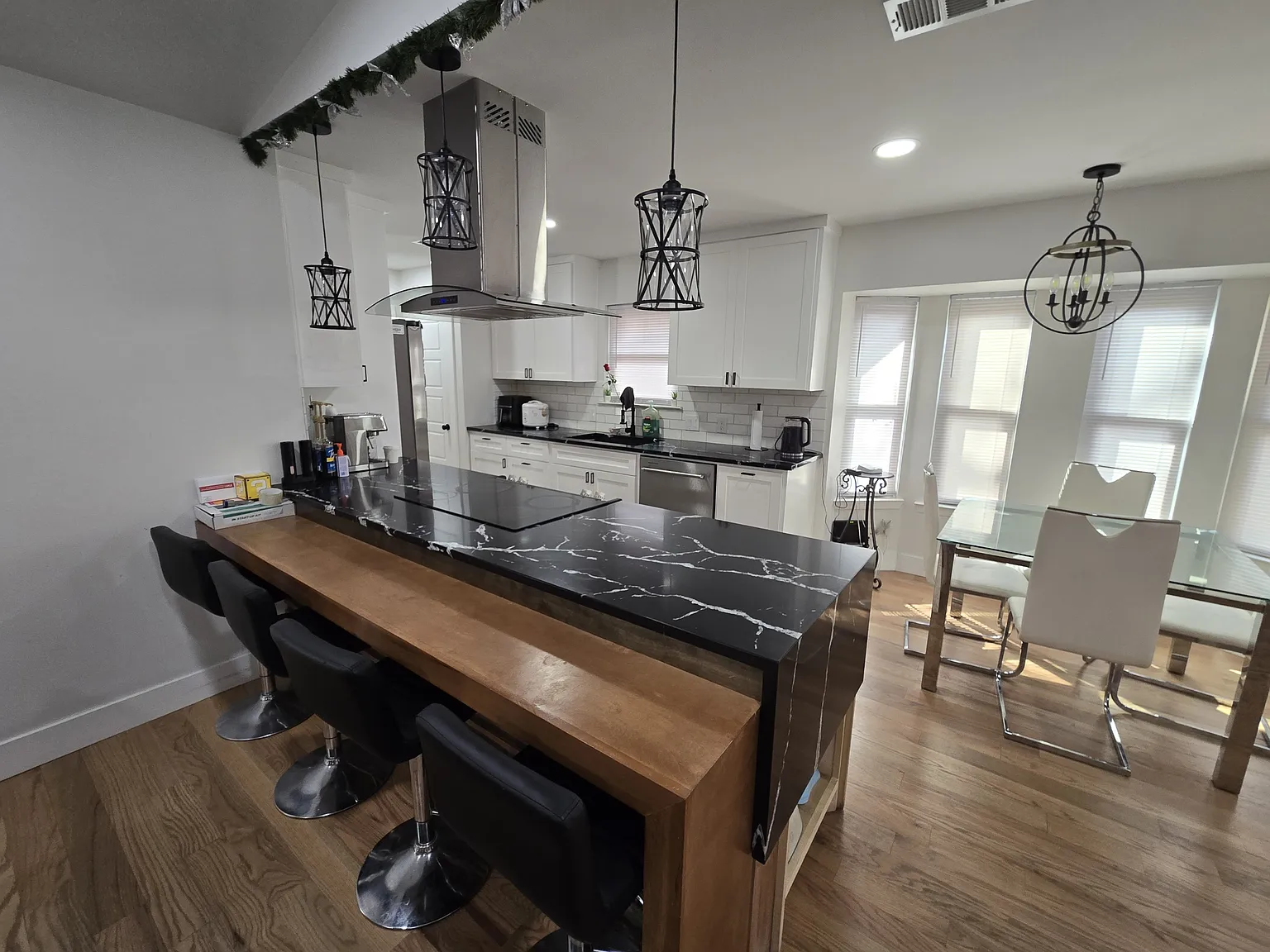 5509 Edgewater Circle - 1 — Photo 4