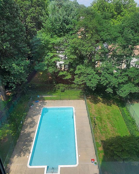 1st image of 2059 Huntington Ave APT 1006