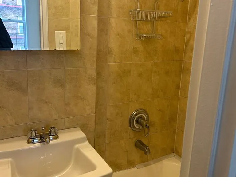 1461 Shore Pkwy #5H — Photo 8