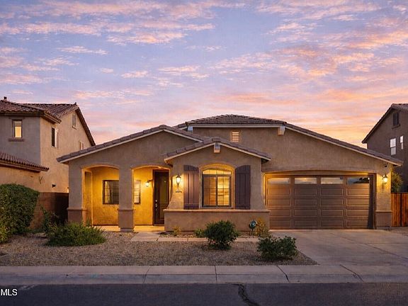 2nd image of 690 W DRAGON TREE Avenue