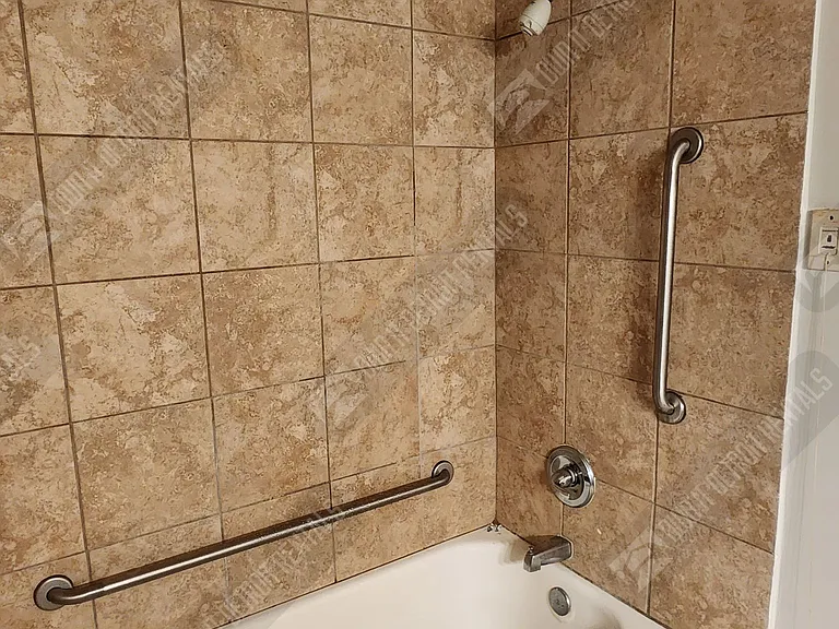 1800 Brainard St #103 — Photo 12