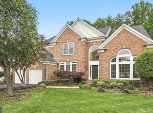 8107 Bluebonnet Dr, Lorton, VA 22079