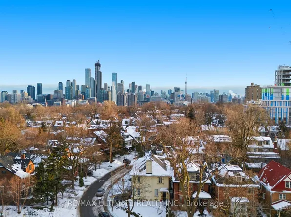 111 Saint Clair Ave W #811, Toronto, ON M4V 1N5