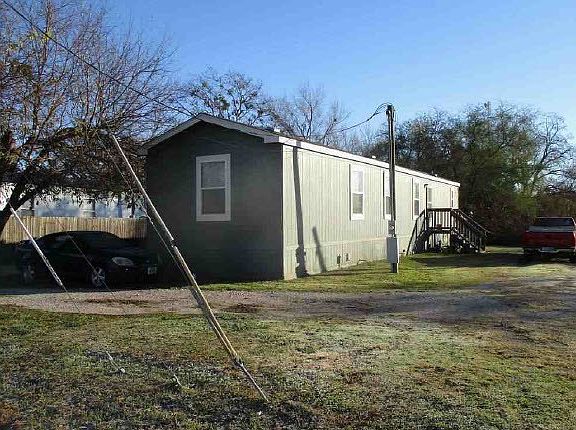 2nd image of 211 Ella St
