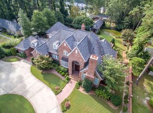 2807 Skye Dr, Fayetteville, NC 28303