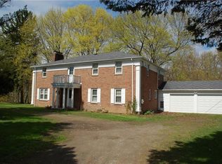 996 Fairport Rd, Fairport, NY 14450