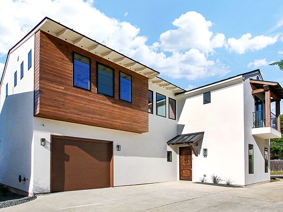 2nd image of 367 Everest Ave