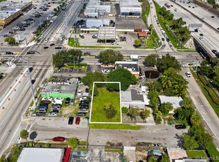 673 NW 102nd St, Miami, FL 33150