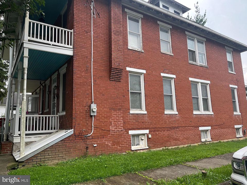 2nd image of 1324 Millersville Pike