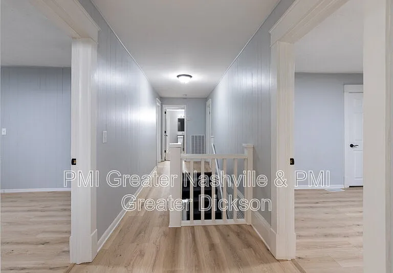 4859 Highway 100 — Photo 20