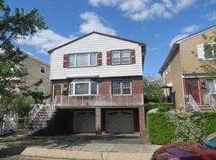 9 Packard St, Bayonne, NJ 07002