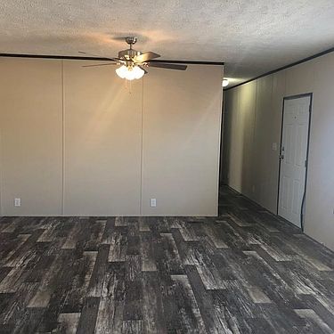 2nd image of 21 Towhee Ln