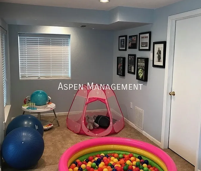 4941 Yates Ct — Photo 21