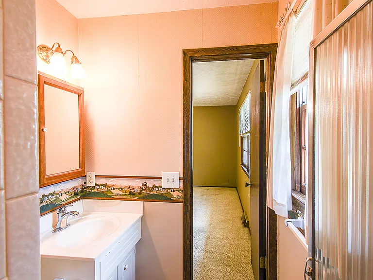 10205 T Cir — Photo 14