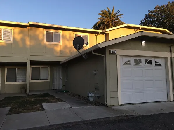 80 Portola Way APT 102, Tracy, CA 95376