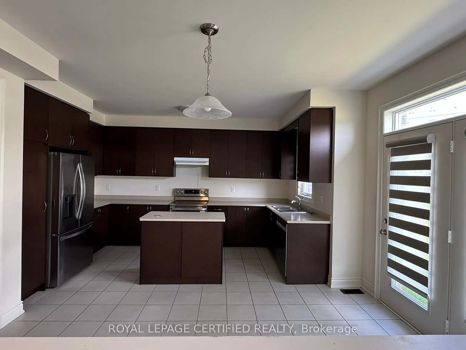 4 bed, $3,100 — Photo 2