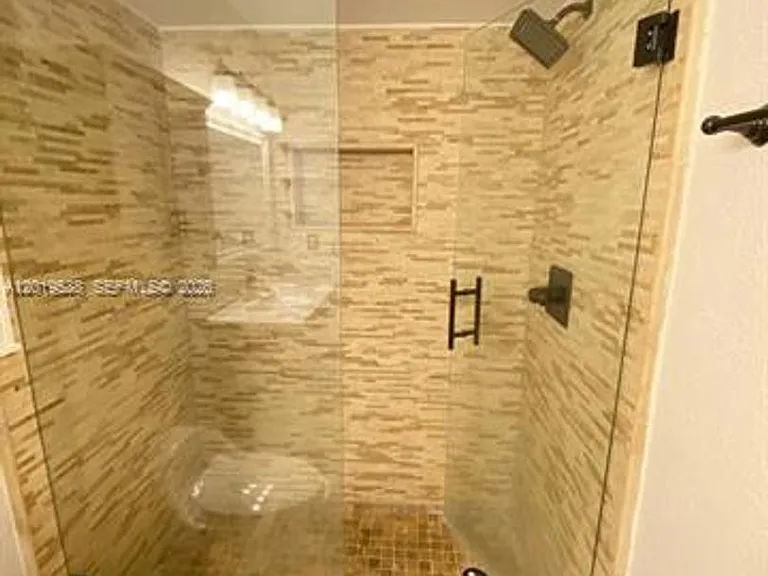 2041 Pompeii Ct #2014 — Photo 25