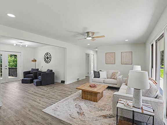 4th image of 6903 Colby Ave