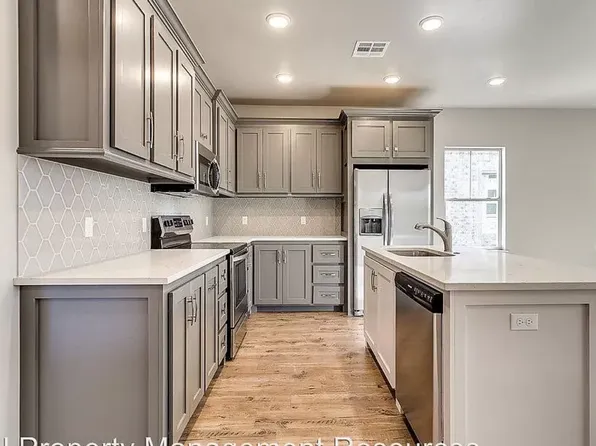 29 E Hurd St, Edmond, OK 73034