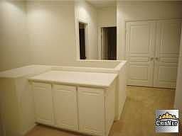 5th image of 27465 Coldwater Dr