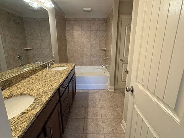 216 Bixby Private Ln — Photo 21