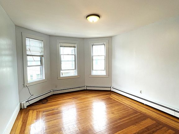 5th image of 7-9 Spalding St #10749906