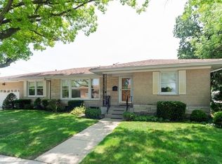 8749 W Wilson Ave, Chicago, IL