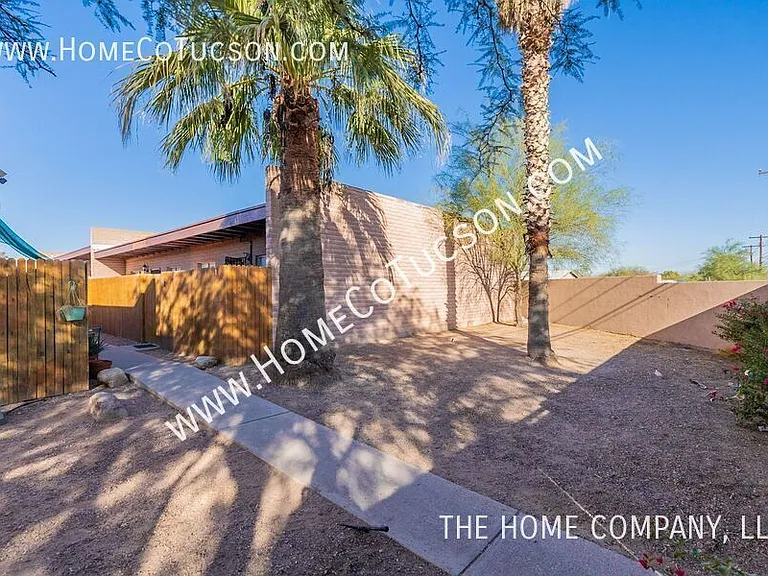 2511 N Fontana Ave — Photo 28