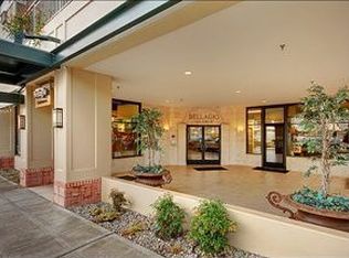 2425 33rd Ave W UNIT 307, Seattle, WA 98199