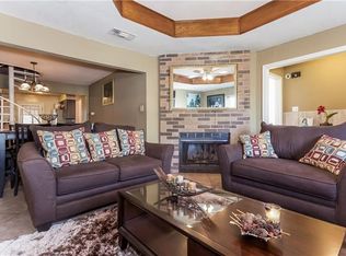 201 Christina Pl, Grand Prairie, TX 75051