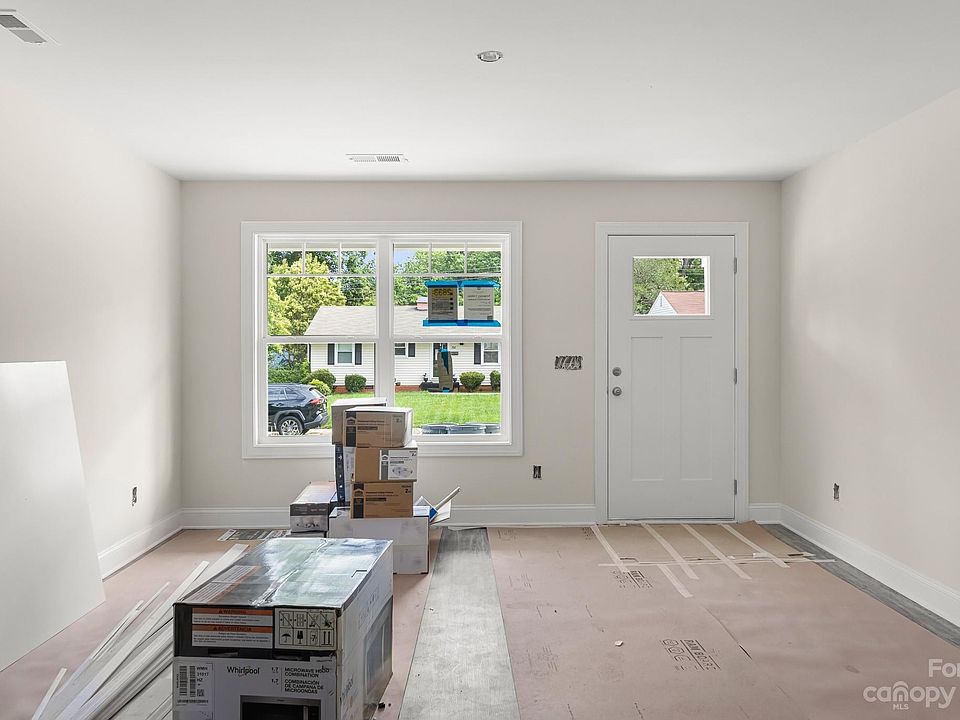 2833 Southwest Blvd, Charlotte, NC 28216 MLS CAR4046419 Zillow